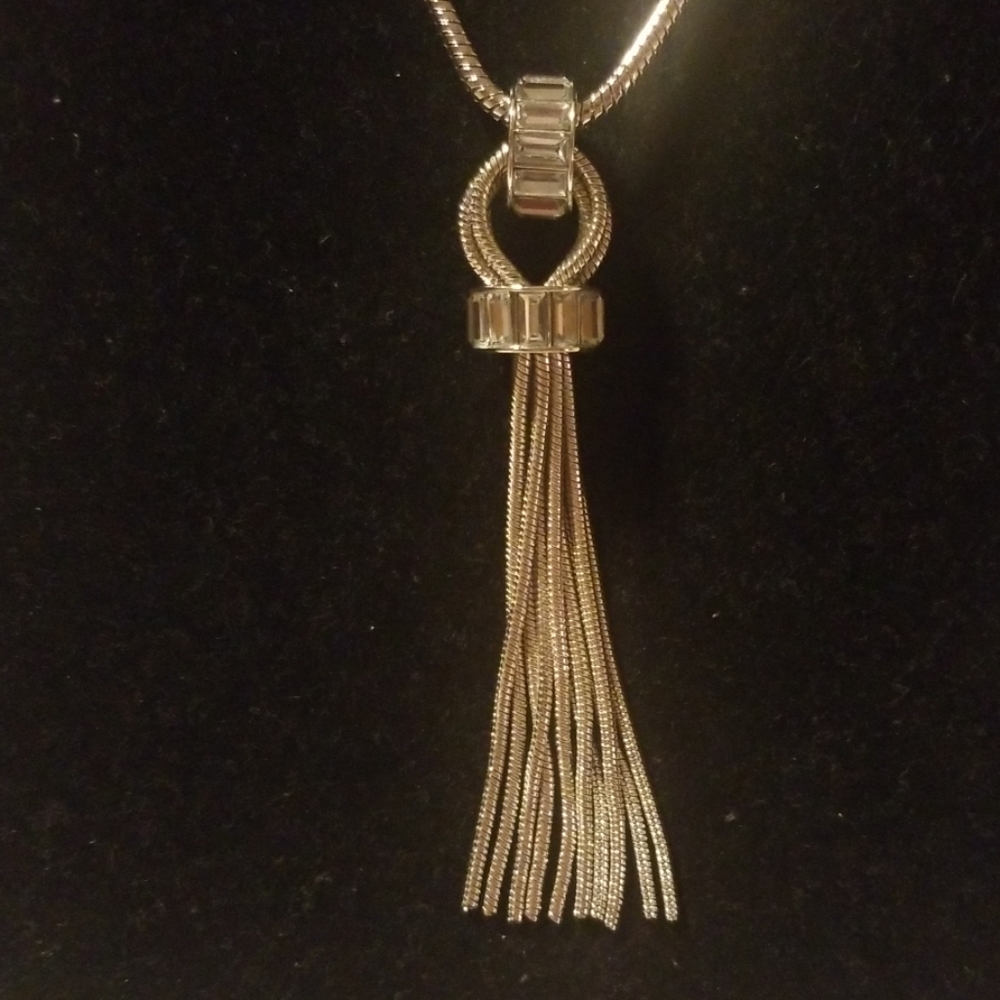 Necklace - Picture 3 of 4